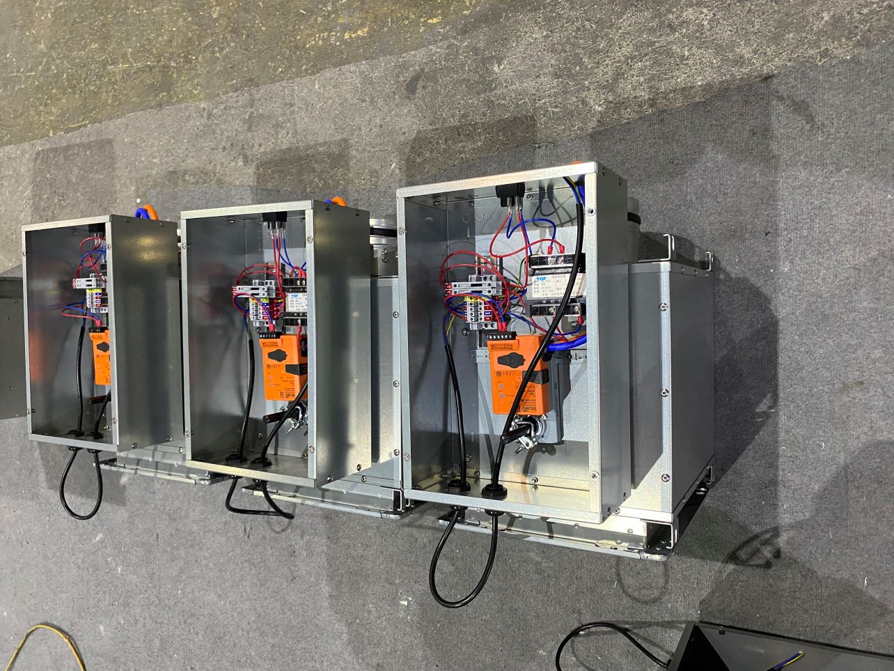 SINGLE DUCT TYPE VAV BOX